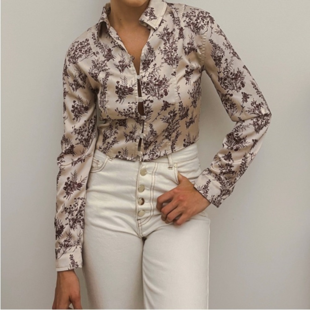 Soft silky material. Parisienne inspired.